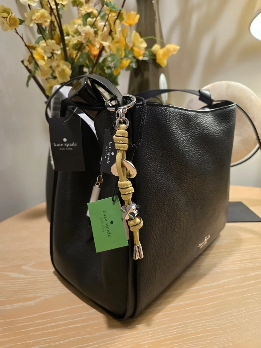Kate Spade Tote Bundle w/Umbrella & Authentic Charm